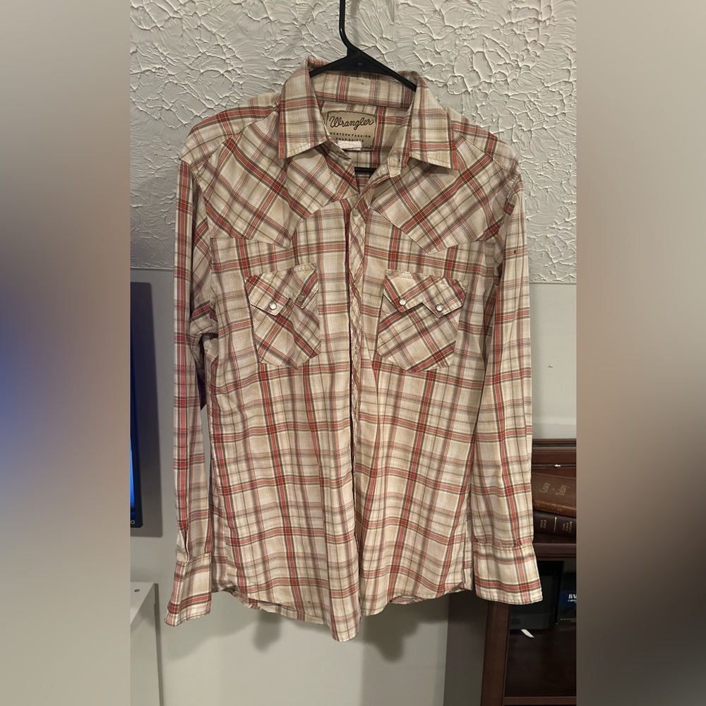 Wrangler Men's Casual Plaid Shirt - Red and White